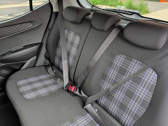 Hyundai i10 1.2 [79] Premium 5dr [Nav]
