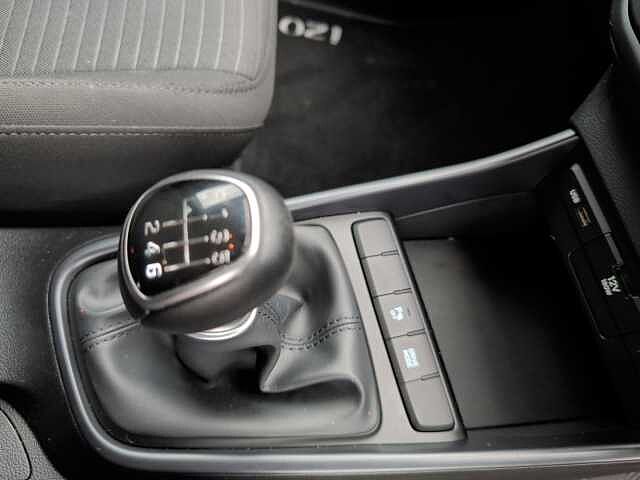 Hyundai i20 1.0T GDi 48V MHD SE Connect 5dr