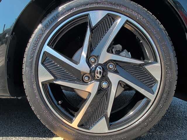Hyundai i10 1.2 [79] Premium 5dr Auto [Nav]