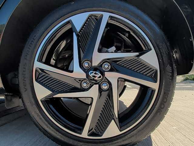Hyundai i10 1.2 [79] Premium 5dr Auto [Nav]