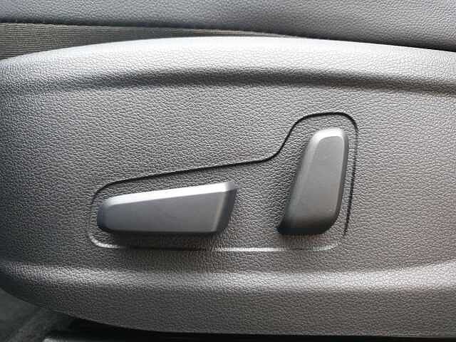 Hyundai SANTA FE 1.6 TGDi Hybrid Ultimate 5dr 4WD Auto