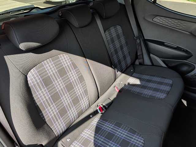 Hyundai i10 1.2 [79] Premium 5dr Auto [Nav]