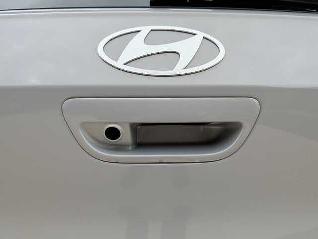 Hyundai i10 1.2 [79] Premium 5dr [Nav]