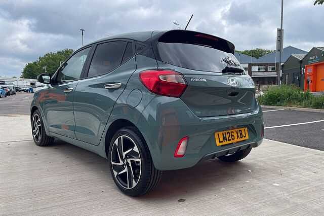 Hyundai i10 1.2 [79] Premium 5dr Auto [Nav]