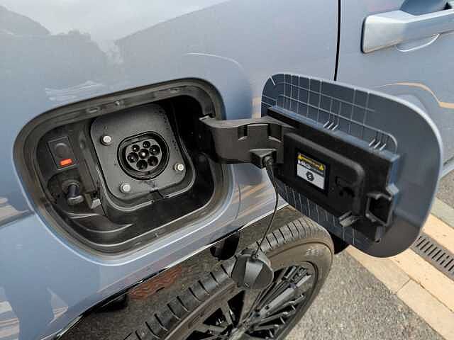 Hyundai SANTA FE 1.6 TGDi Plug-in Hybrid Calligraphy 5dr 4WD Auto