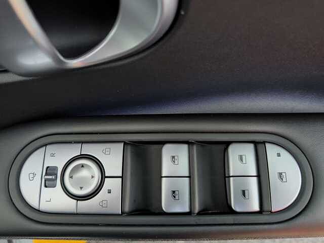 Hyundai IONIQ 5 168kW Ultimate 77 kWh 5dr Auto