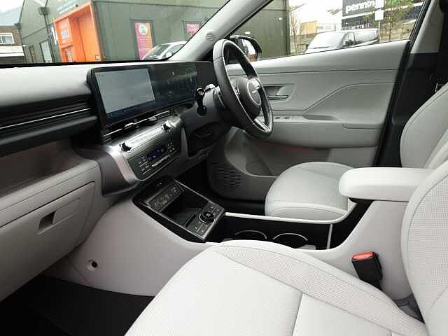 Hyundai KONA 1.6 Hybrid 129 Ultimate 5dr DCT Black