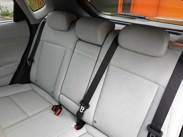 Hyundai KONA 1.6 Hybrid 129 Ultimate 5dr DCT Black