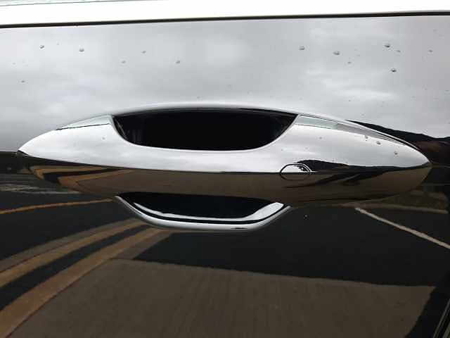 Hyundai KONA 1.6 Hybrid 129 Ultimate 5dr DCT Black