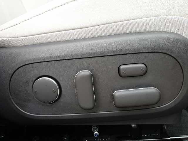 Hyundai KONA 1.6 Hybrid 129 Ultimate 5dr DCT Black