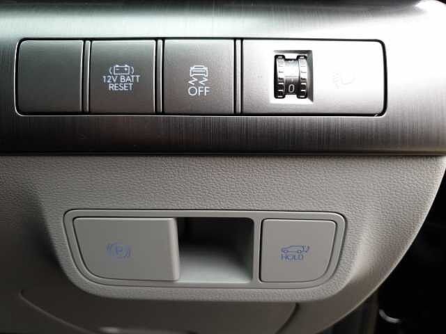 Hyundai KONA 1.6 Hybrid 129 Ultimate 5dr DCT Black