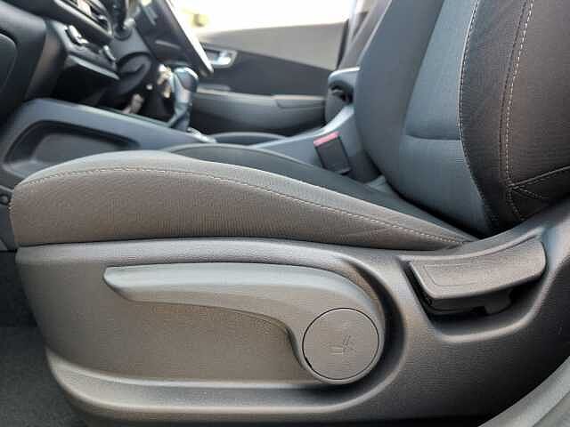 Hyundai KONA 1.6 GDi Hybrid SE Connect 5dr DCT