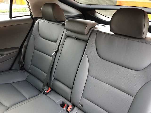 Hyundai IONIQ 1.6 GDi Hybrid Premium SE 5dr DCT