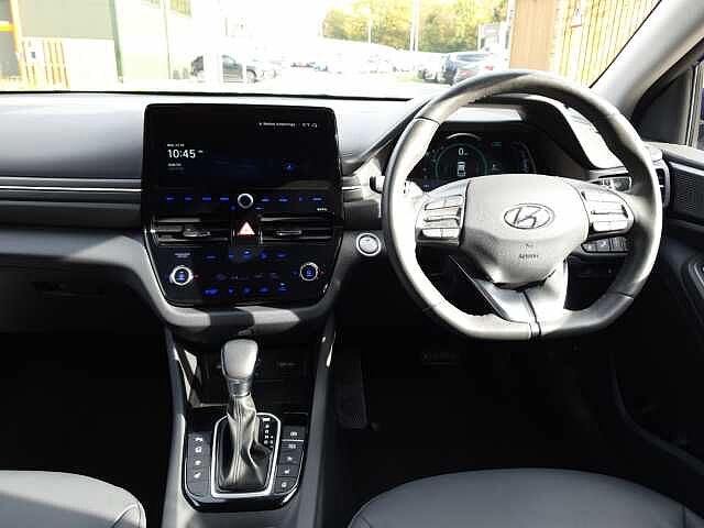 Hyundai IONIQ 1.6 GDi Hybrid Premium SE 5dr DCT