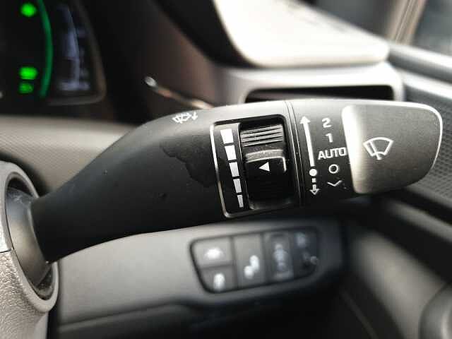 Hyundai IONIQ 1.6 GDi Hybrid Premium SE 5dr DCT