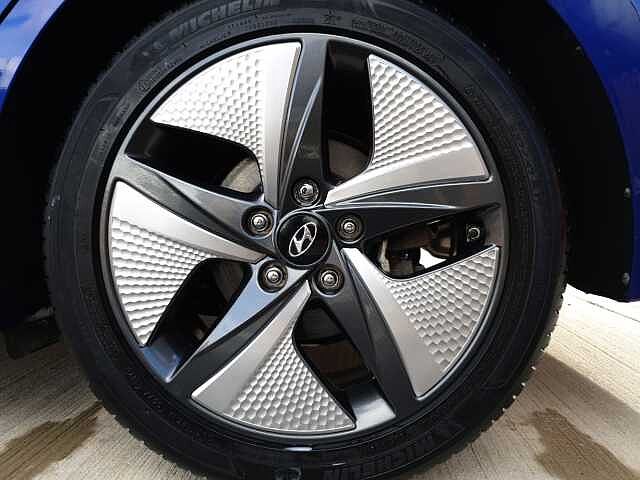 Hyundai IONIQ 1.6 GDi Hybrid Premium SE 5dr DCT