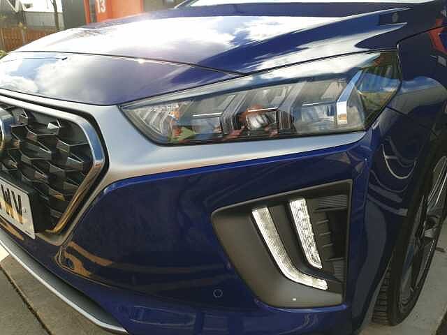 Hyundai IONIQ 1.6 GDi Hybrid Premium SE 5dr DCT