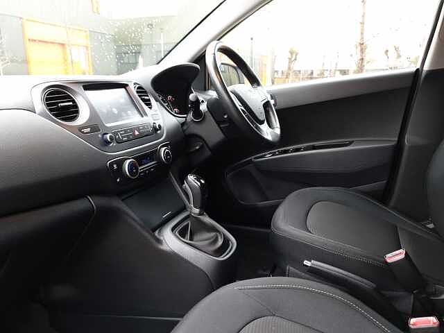 Hyundai i10 1.2 Premium SE 5dr Auto