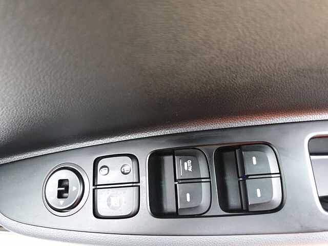 Hyundai i10 1.2 Premium SE 5dr Auto