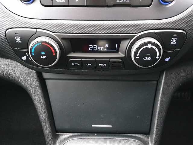 Hyundai i10 1.2 Premium SE 5dr Auto