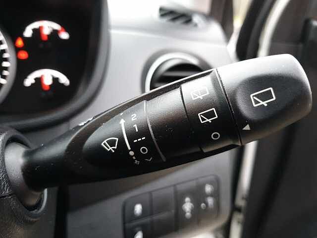 Hyundai i10 1.2 Premium SE 5dr Auto