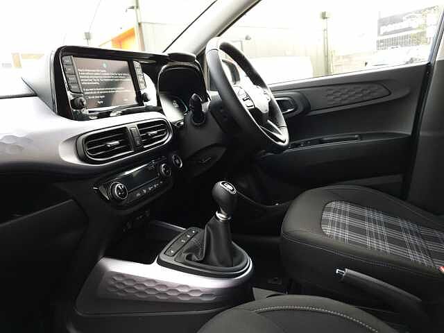 Hyundai i10 1.2 [79] Premium 5dr [Nav]