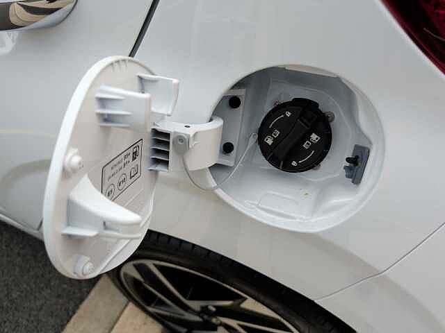 Hyundai i10 1.2 [79] Premium 5dr [Nav]