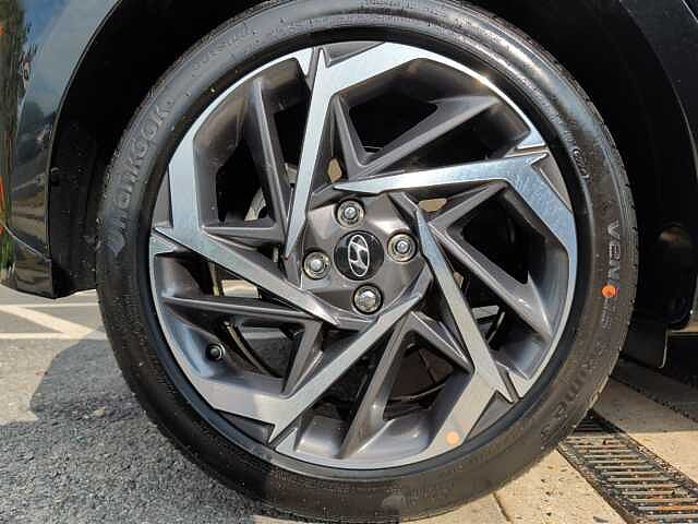 Hyundai i20 1.0T GDi 48V MHD Premium 5dr DCT