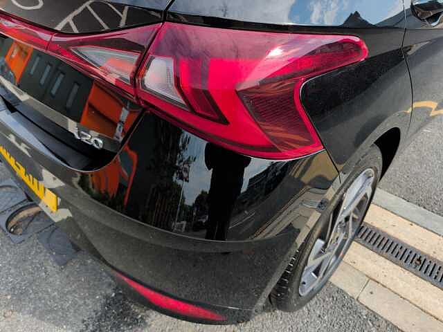 Hyundai i20 1.0T GDi 48V MHD Premium 5dr DCT
